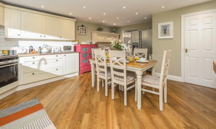 3 Bed in Warkworth 6