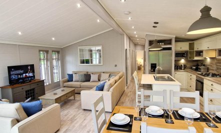 4 Bed in Pickering 2