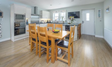 3 Bed in North Sunderland 1