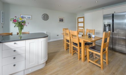 3 Bed in North Sunderland 6