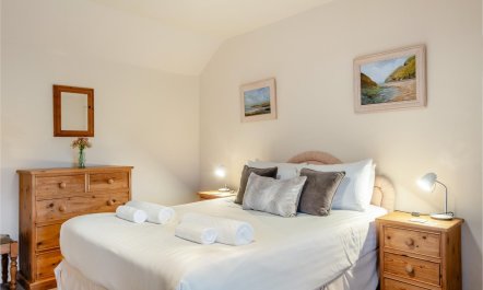 3 Bed in Whitwell 9