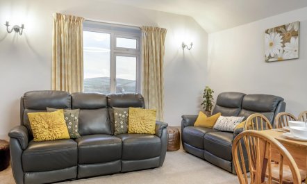 3 Bed in Whitwell 1