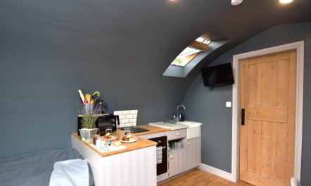 1 Bed in Rocester 3
