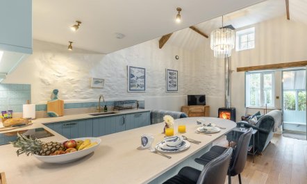 1 Bed in Moylegrove