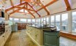 10 Bed in Howtown 3