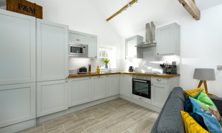 1 Bed in Lowick 2