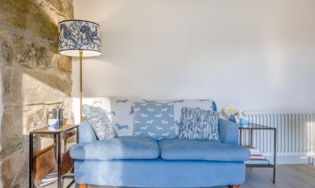 1 Bed in Moylegrove 5