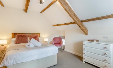 2 Bed in Lobb 9