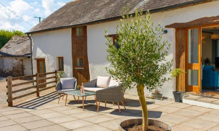 2 Bed in Lobb