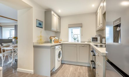 2 Bed in Lobb 3