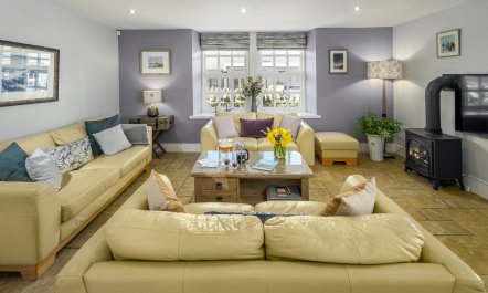 3 Bed in Newton-by-the-Sea 1