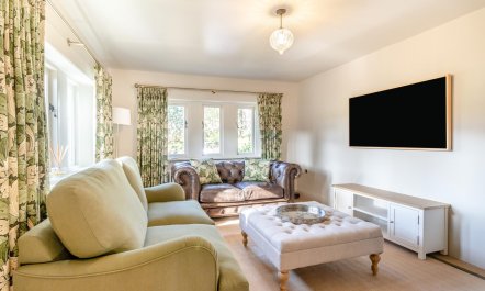 3 Bed in Calver 6
