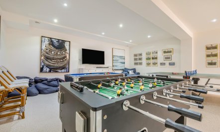 5 Bed in Rock 5