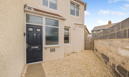 3 Bed in Seahouses 1