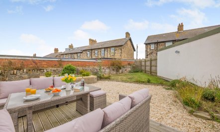 3 Bed in Seahouses 3