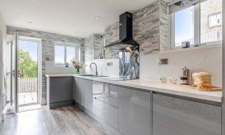 4 Bed in Darley Dale 8