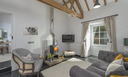 1 Bed in Lowick 4