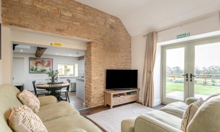 2 Bed in Brauncewell 1