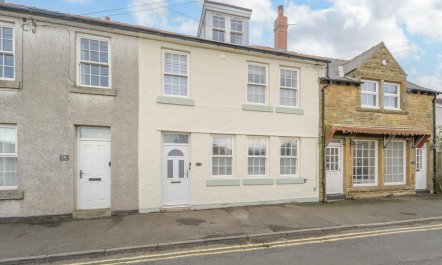 4 Bed in Bamburgh 4