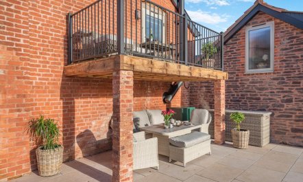 4 Bed in Moccas 1