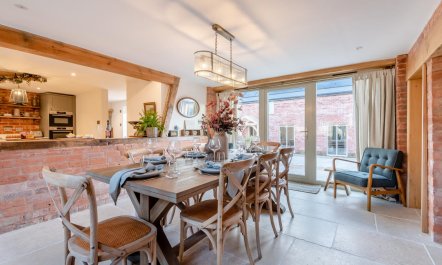 4 Bed in Moccas 7
