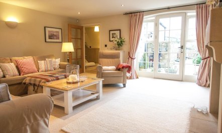 2 Bed in North Sunderland 3