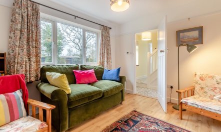 2 Bed in Knodishall 6