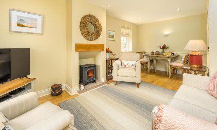 2 Bed in North Sunderland 2