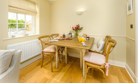 2 Bed in North Sunderland 5