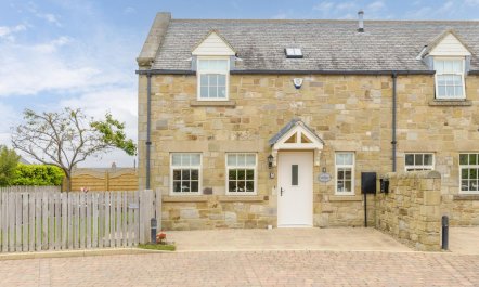 2 Bed in North Sunderland