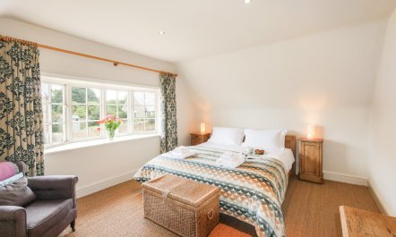 2 Bed in Bamburgh 3