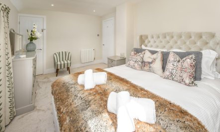 2 Bed in Bamburgh 3