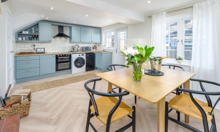 2 Bed in Bamburgh 1