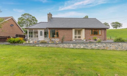 2 Bed in Penybontfawr