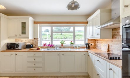 2 Bed in Penybontfawr 8