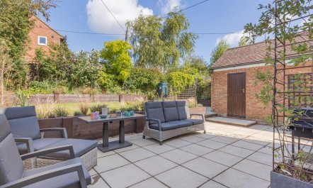 4 Bed in Harpley 7