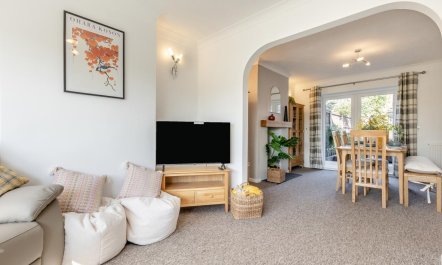4 Bed in Harpley 5