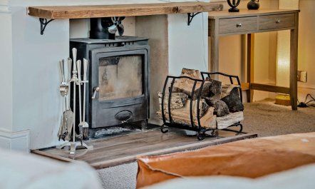 6 Bed in Oakhill 5