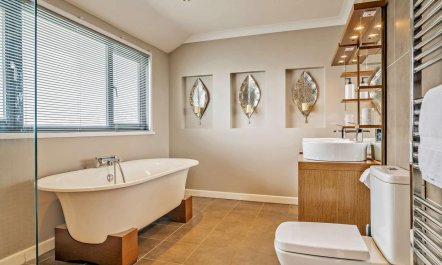 6 Bed in Oakhill 9