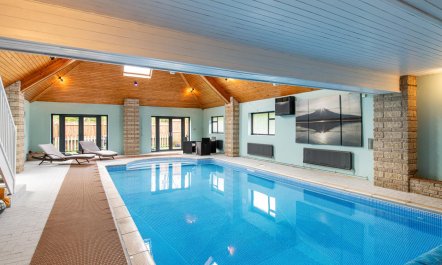 6 Bed in Oakhill