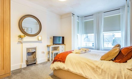 4 Bed in St. Austell 5