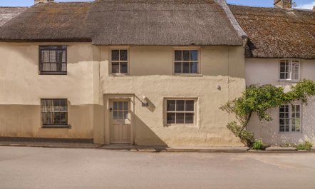 3 Bed in Winfrith Newburgh 5