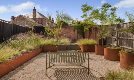 3 Bed in Winfrith Newburgh 4