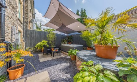 1 Bed in Capel Bangor