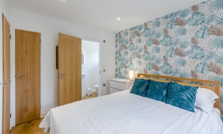 1 Bed in Itchenor 4