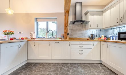 2 Bed in Hainford 7