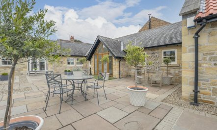 4 Bed in Warkworth 1