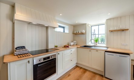1 Bed in Beaminster 8