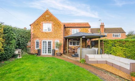 4 Bed in Dersingham
