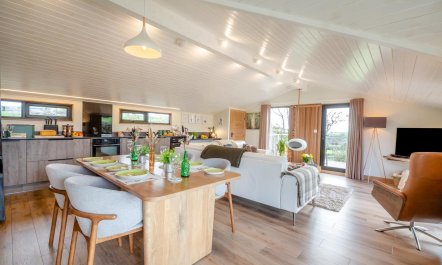 2 Bed in Aberdaron 3